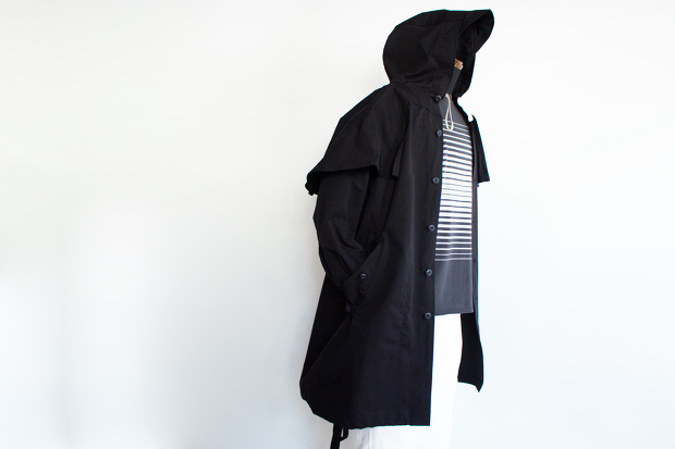 Tatamizeのコートのブラック
