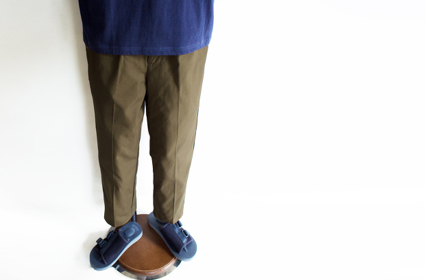 Still by hand コットンキャンバス強撚テーパードパンツ PT0371 Still by hand コットンキャンバス強撚テーパードパンツ PT0371