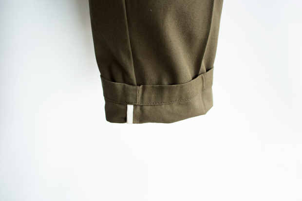 Still by hand コットンキャンバス強撚テーパードパンツ PT0371
