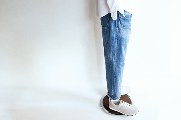 ordinary fitsのankle denim