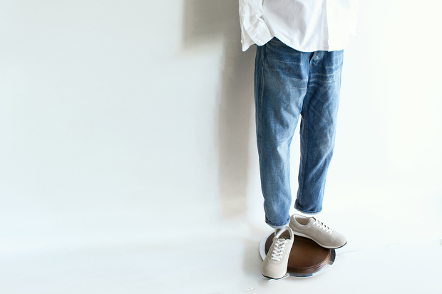 ordinary fitsのankle denim