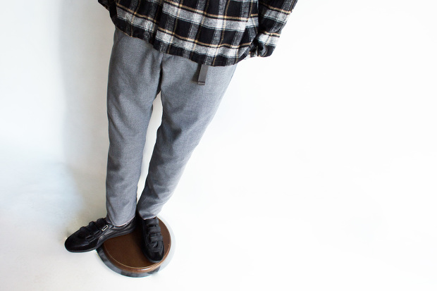CoochucampのHappy SlacksのGRAYのスタイルのアップ画像