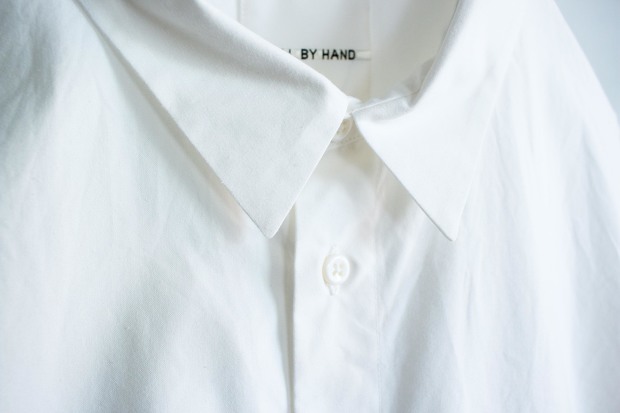 Still by handのフラップポケットシャツ SH0574のWhiteの襟の画像