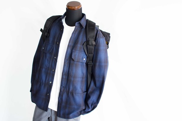 Menaswhile Flannel Check Shirt JacketのBlueのスタイルの斜め上からの画像
