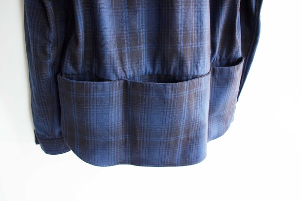 Menaswhile Flannel Check Shirt JacketのBlueの背面ポケットの画像