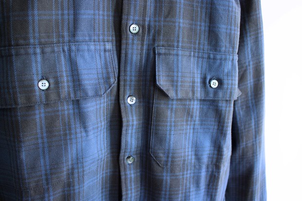 Menaswhile Flannel Check Shirt JacketのBlueの胸ポケットの画像