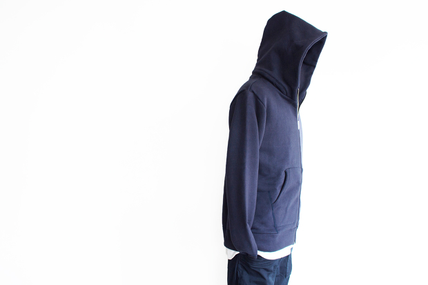 Still by handのオリジナル裏毛スウエットパーカーのネイビー CS0583の横の画像
