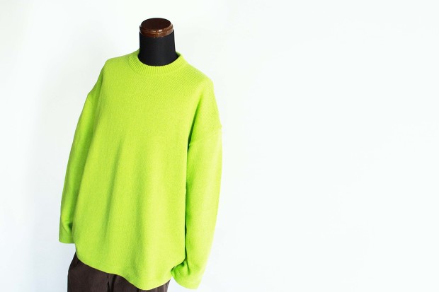 Island knit worksのLoose fit KnitのLimeのコーディネートの画像