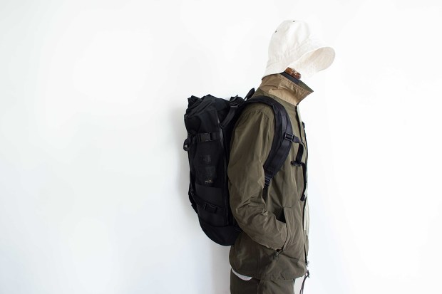 MeanswhileのMemory Peach Odd Job Flap Coach Jacketのコーディネート画像