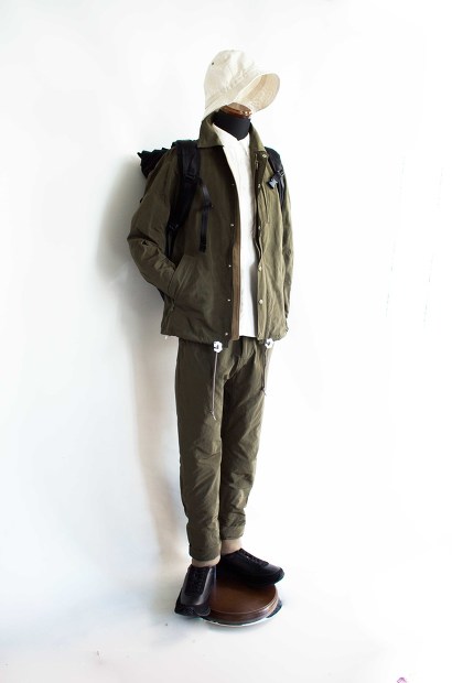 MeanswhileのMemory Peach Odd Job Flap Coach Jacketのコーディネート画像