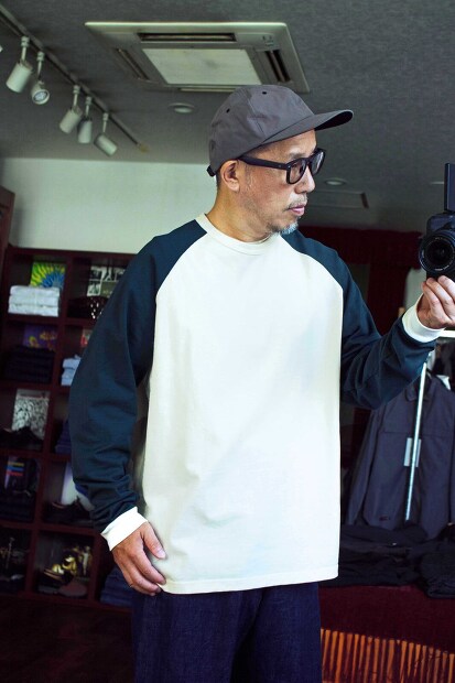 Manual alphabet Ragran Bicolor L/S Tee MA-C-200