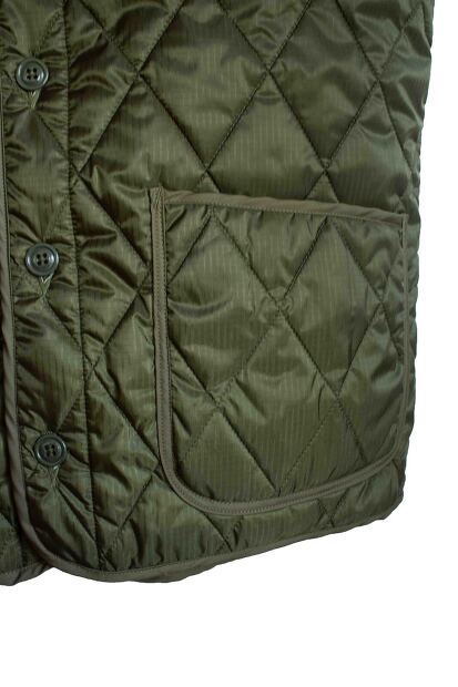 A Vonrade Quilted Liner Vest Detachable Collar VTD-0561-VT