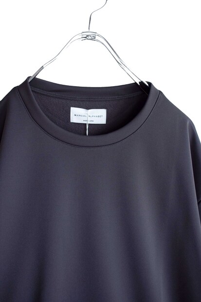 Manual alphabet Warm Crew Neck Tee MA-Cｰ229