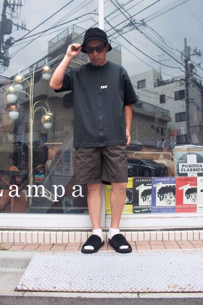 Still by hand EDIT Tee CS05252