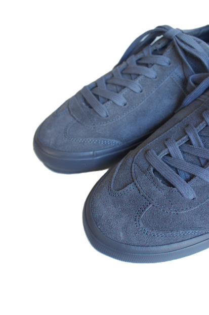 STILL BY HAND REPRODUCTION OF FOUND GERMAN MILITARY TRAINER GD08253