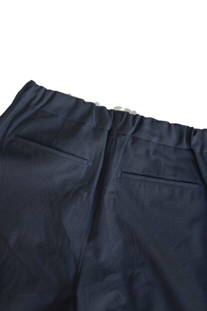 STILL BY HAND 強撚コットンシャンブレー2タックパンツ PT06253