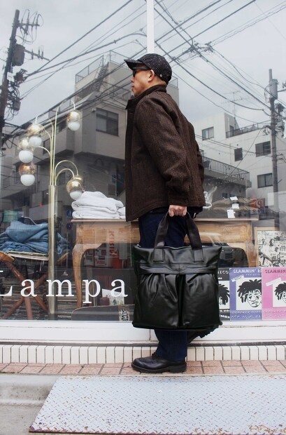 TRIALOGUE STUDIO オールレザーヘルメットバッグ NK045