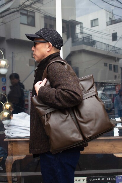 TRIALOGUE STUDIO オールレザーヘルメットバッグ NK045