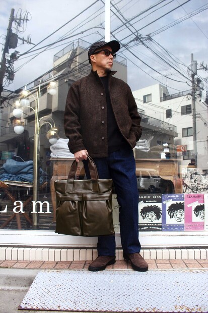 TRIALOGUE STUDIO オールレザーヘルメットバッグ NK045