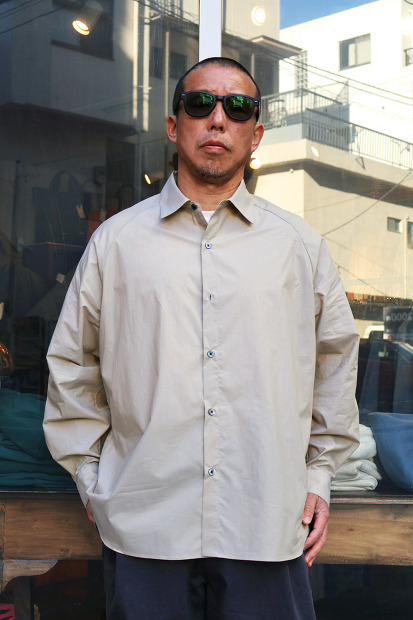 STILL BY HAND 先染めコットンラグランシャツ SH02254