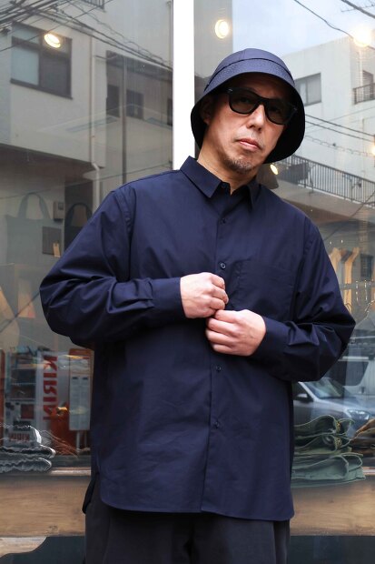 STILL BY HAND ストライプレギュラーカラーシャツ SH00221