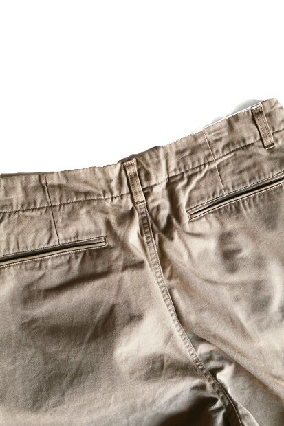 STILL BY HAND セルビッチチノテーパードタックパンツ PT02261