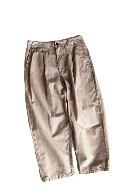 STILL BY HAND セルビッチチノテーパードタックパンツ PT02261