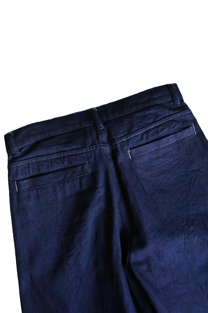 STILL BY HAND ディープタックデニムパンツ DN03261