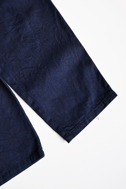 STILL BY HAND ディープタックデニムパンツ DN03261