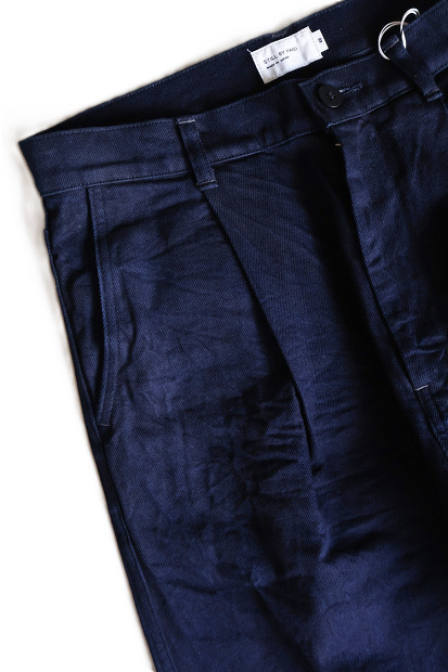 STILL BY HAND ディープタックデニムパンツ DN03261