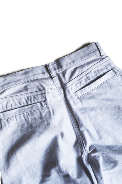 STILL BY HAND ディープタックデニムパンツ DN03261