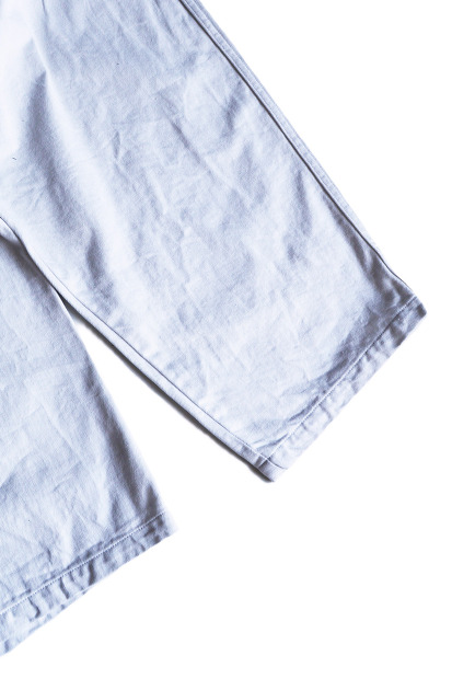 STILL BY HAND ディープタックデニムパンツ DN03261