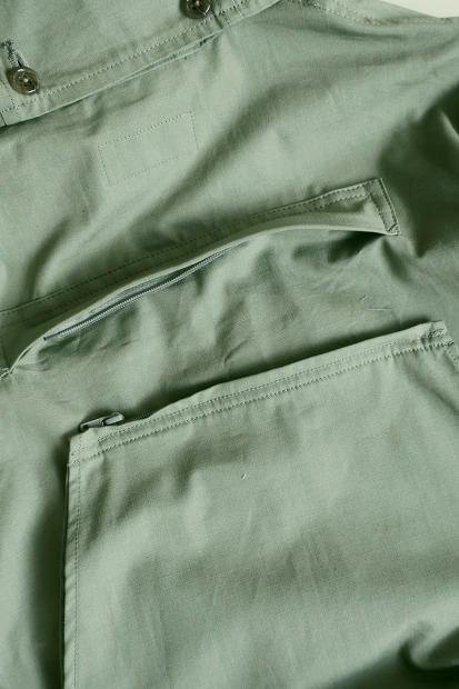 MODMNT TRAVEL JACKET