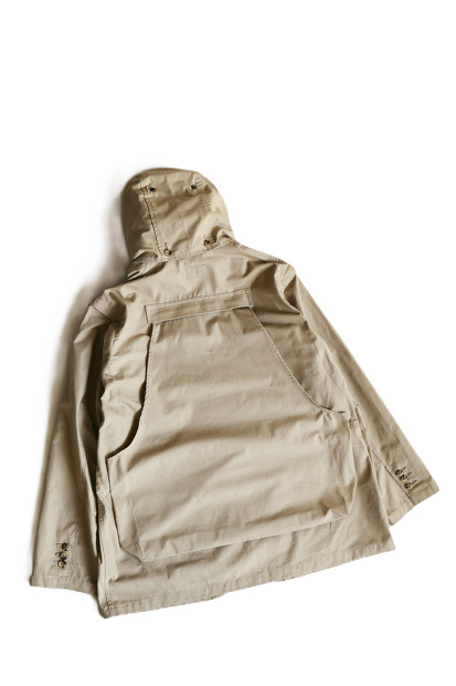MODMNT TRAVEL JACKET
