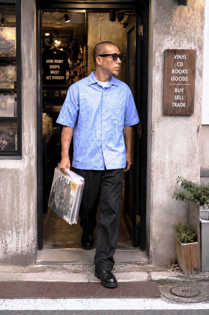 BRENA × LAMPA別注 Thomas Mason 80年代デッドストック生地使用 ストライプオープンカラー半袖シャツ Blaze Vintage Especially Made for Lampanの着用動画