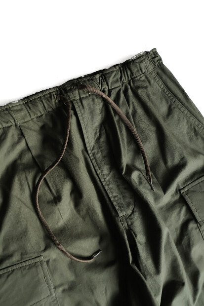 A VONTADE DRAWSTRING CARGO EASY VTD-0515-PT オリーブ リップストップ ドローコード カーゴパンツ 着用画像 CITY RUGGED ミリタリーパンツ 日本製