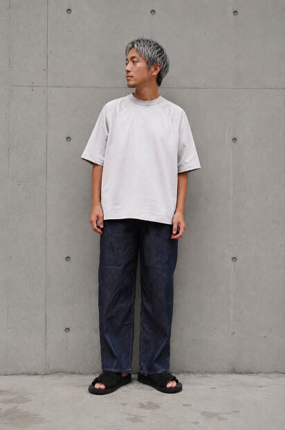STILL BY HAND ラグランスリーブTシャツ CS06262 着用画像
