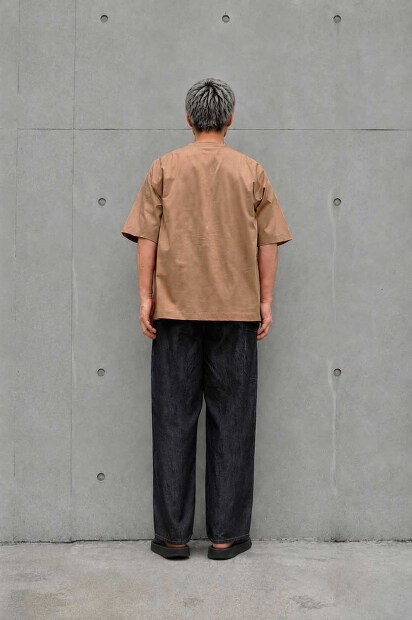 STILL BY HAND ライトデニムタックパンツ DN01262