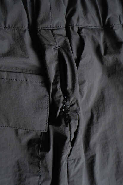STILL BY HAND 軽量ナイロンショーツ PT11262