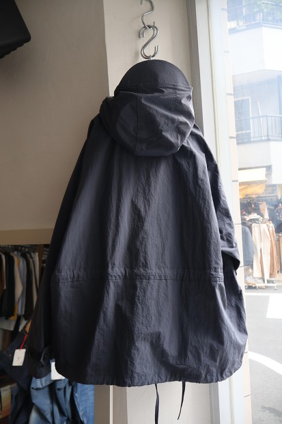 MEANSWHILE SNOW NOISE NEUTRAL HOODED BLOUSON MW-JKT26207