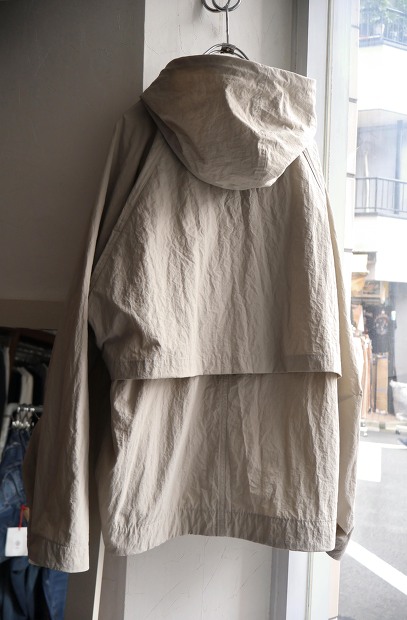 STILL BY HAND NYLON HOODED PARKA BL03263