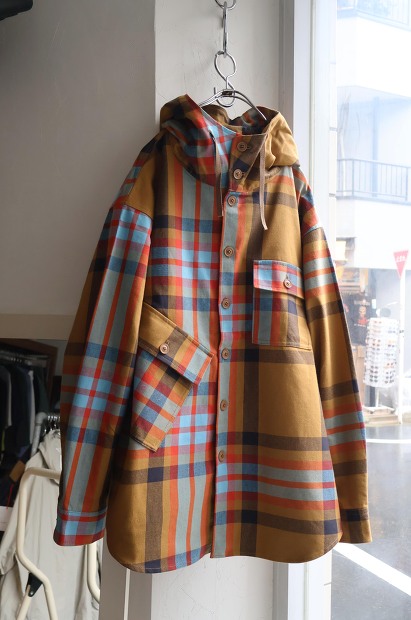 MODMNT HOODED SHIRTS