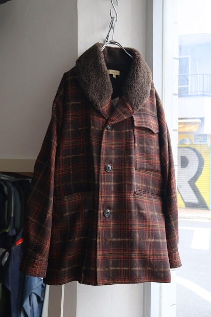 HEBLA CANADIAN BLACK PRINCE COAT HA608